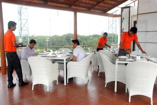 Mak Hotel Bangalore Eksteriør bilde